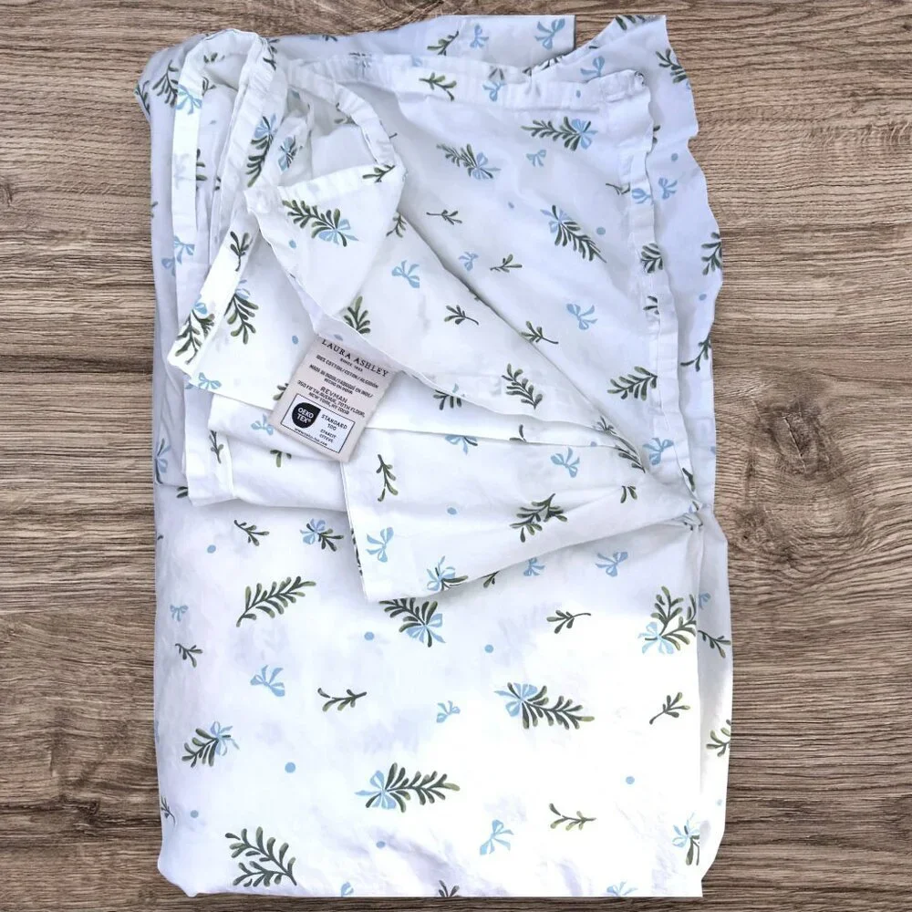 Laura Ashley Merry Mistletoe Queen Sheet Set Cottagecore Blue Green Bow Floral